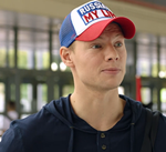 Актер который играл в молодежке. Женя царев молодежка. Актер который играл в молодежке. Актер который играл в молодежке. Молодежка куницын.